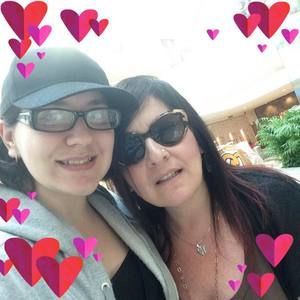 Meet your Posher, Robyn